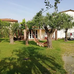 Bed & Breakfast La Zagara, Querceta