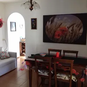 Appartamento La Casa Di Natalina, Querceta